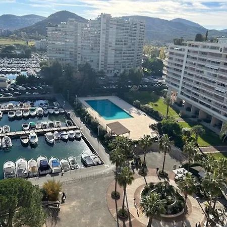 Avec Piscine, Balcon, Parking A - Fr-1-609-92 Apartment *